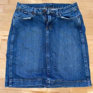 Wrangler mini jean skirt